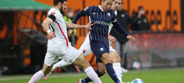 1xbet体育电竞-奥格斯堡主场大胜沃尔夫斯堡，摆脱降级压力