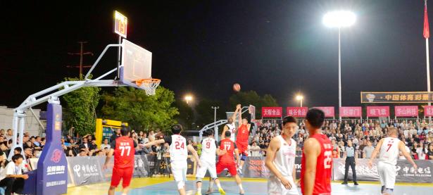 1xbet体育投注-关于篮球对抗赛场上技术过招精彩纷呈的信息