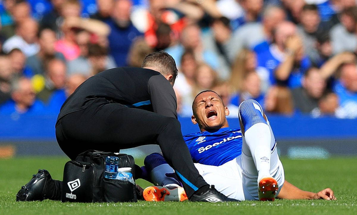 斯托克城大获全胜，成为焦点