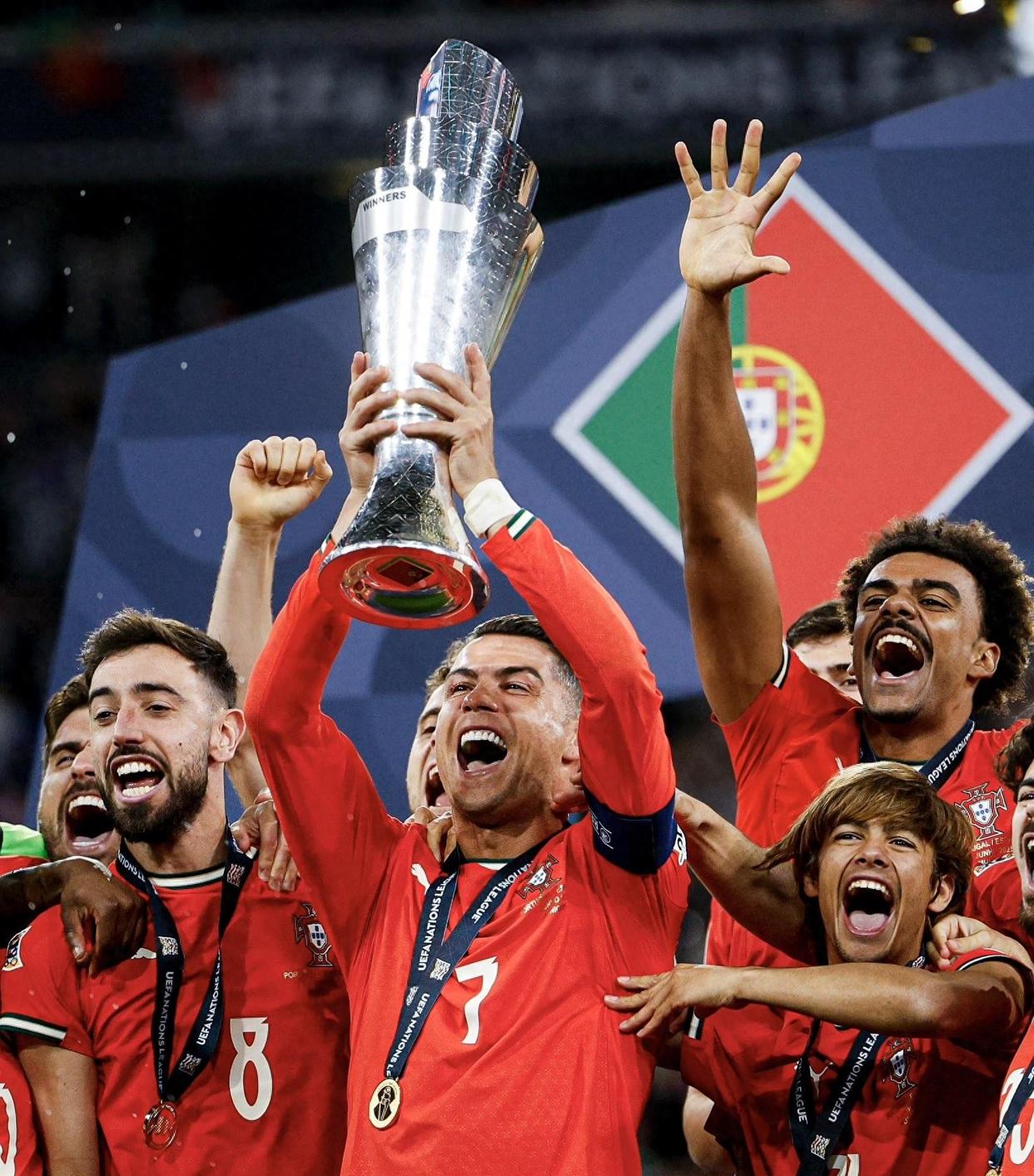 葡萄牙将迎战卢森堡：欧预赛赢球需智谋的简单介绍